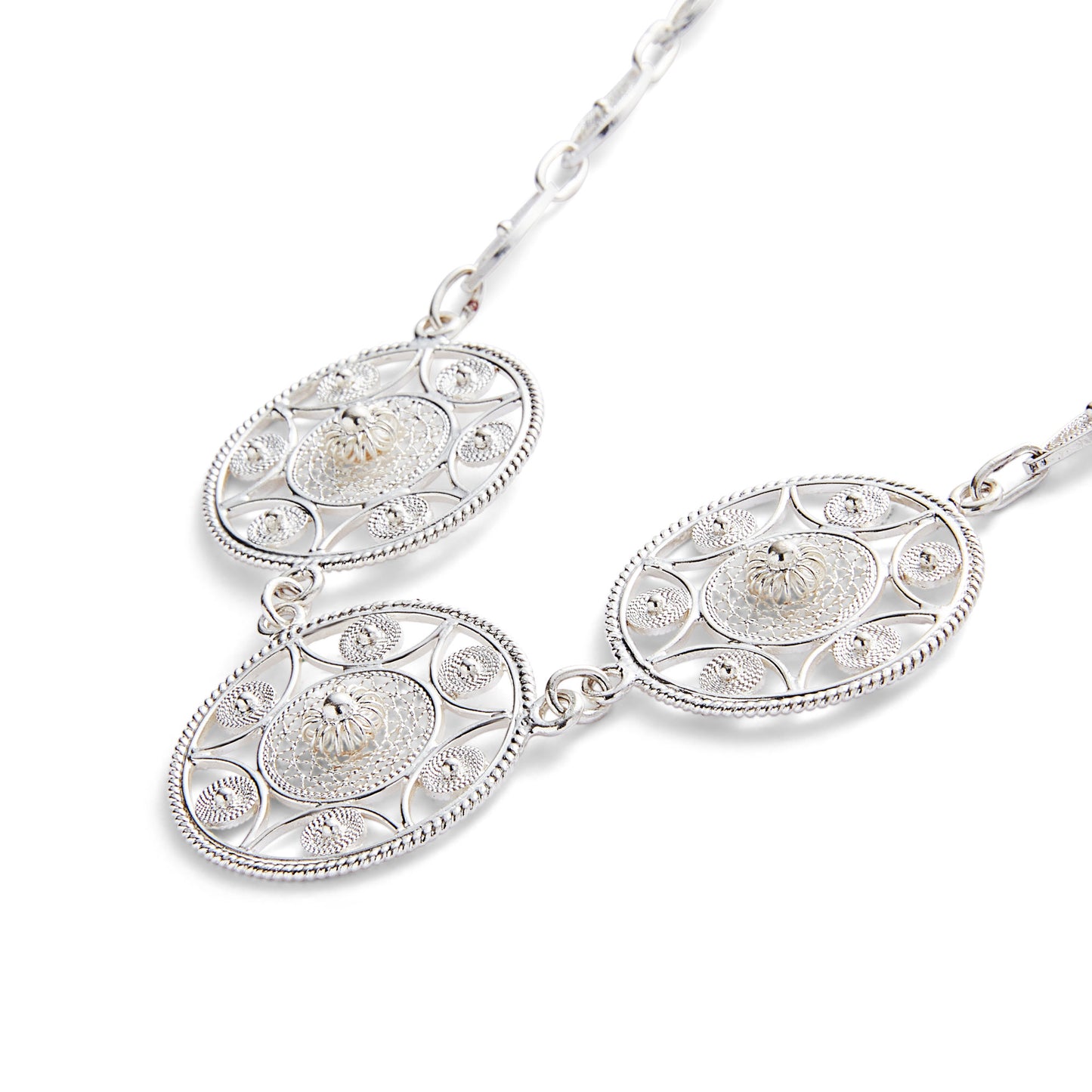 Jasy — Handmade Paraguayan Filigree Necklace