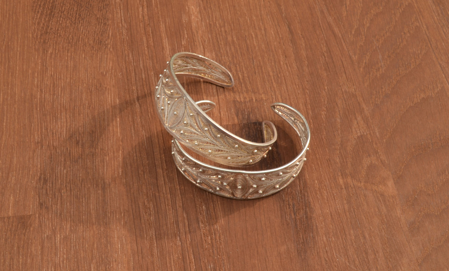 Tear Drop Sterling Silver Filigree Bangle