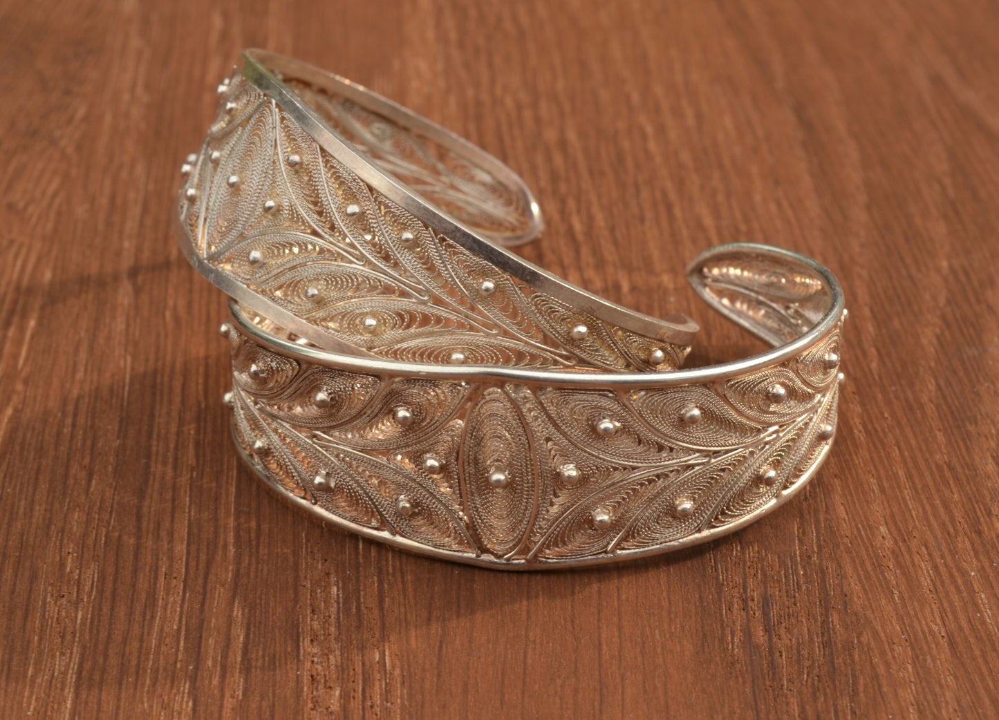 Tear Drop Sterling Silver Filigree Bangle