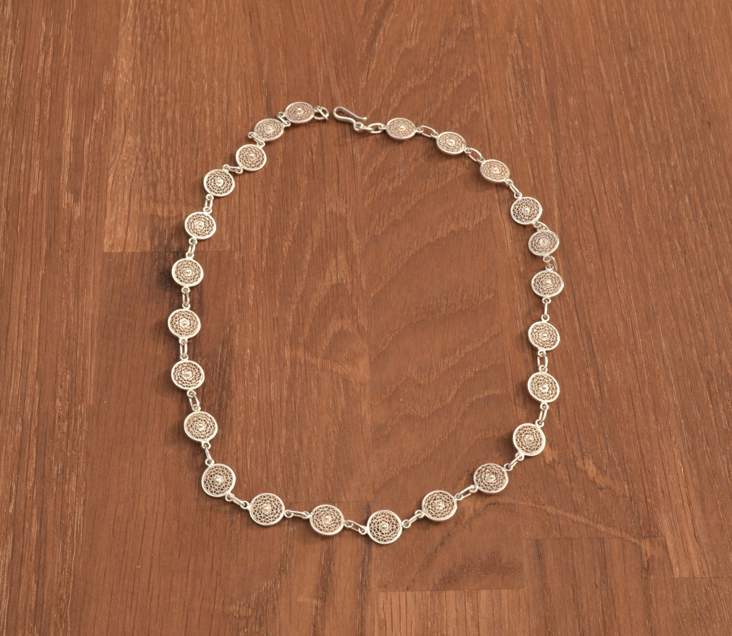 Circle Pattern Silver Filigree Necklace