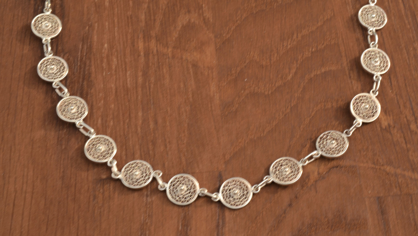 Circle Pattern Silver Filigree Necklace