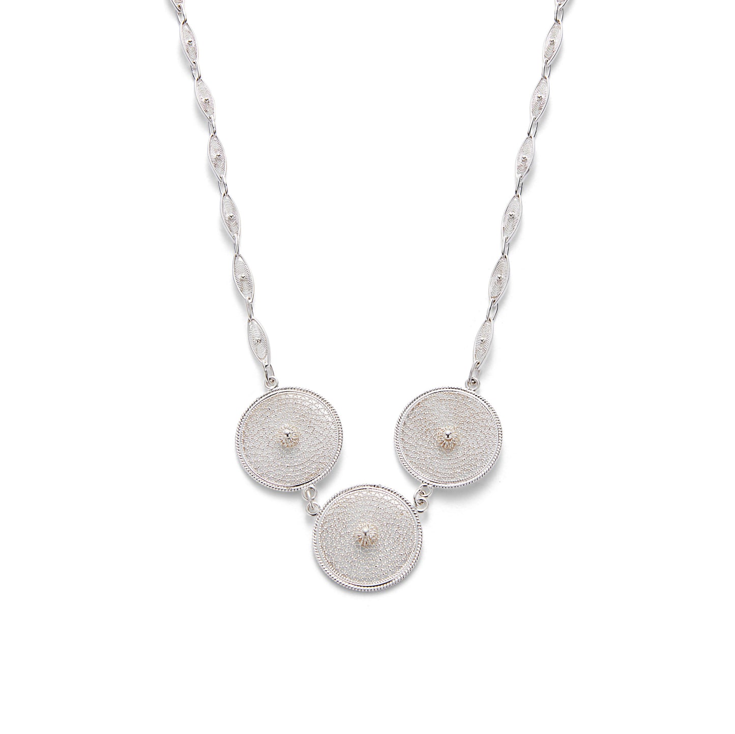 Ara — Handmade Paraguayan Filigree Necklace