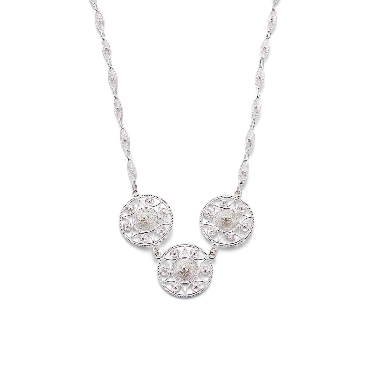 Jasy — Handmade Paraguayan Filigree Necklace